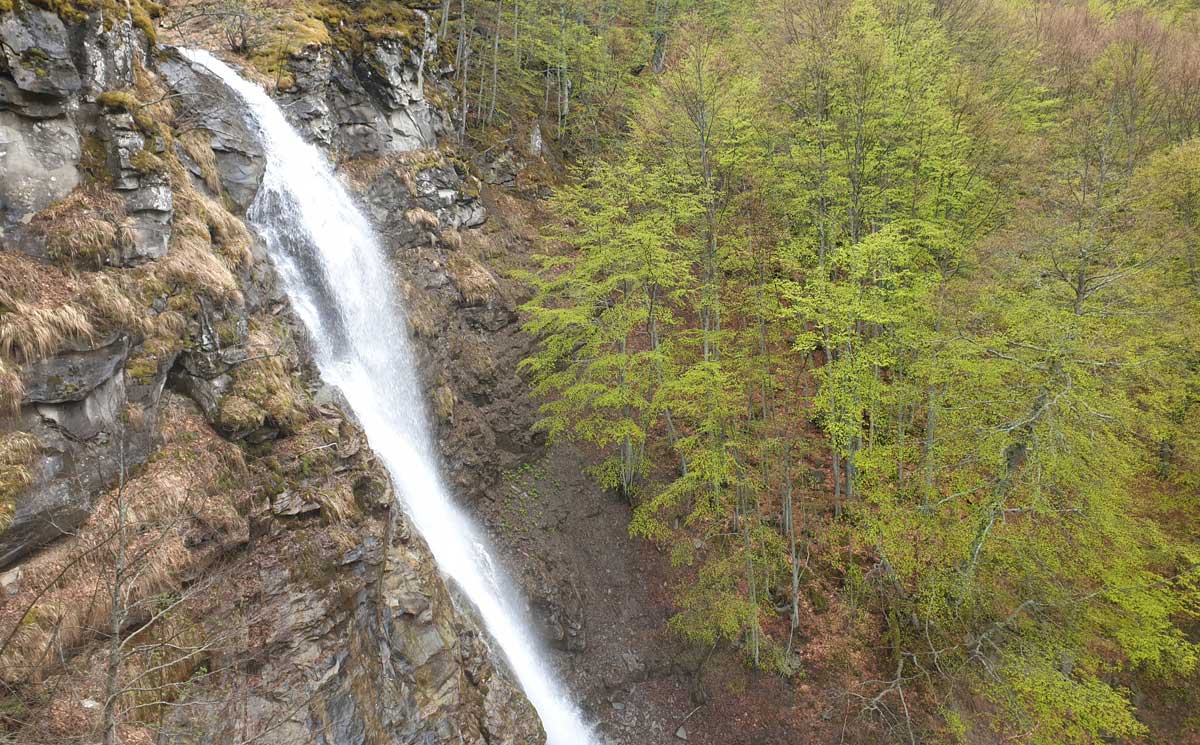 Foto della Cascata della Regina nel Parco Nazionale del Gran Sasso e Monti della Laga