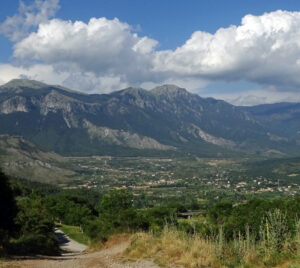 Una veduta panoramica sul massiccio del Pollino, nell'omonimo parco nazionale.